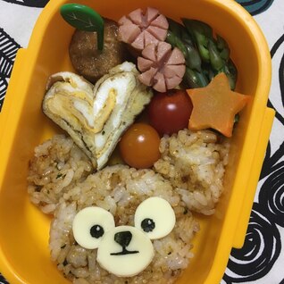 パパ弁、キャラ弁に！毎日入れたくなるハートの卵焼き